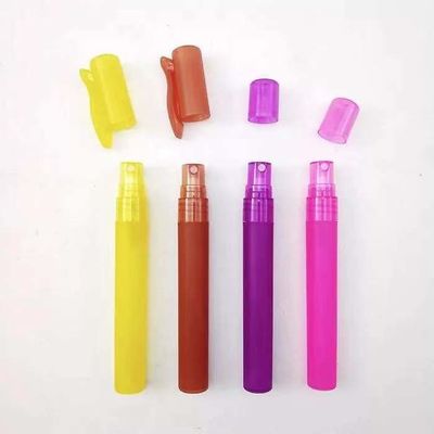 Neuzugang 10ml viele Farbzerstäuber-Plastikparfüm-Sprühflasche-Parfüm Pen With Clip Cap